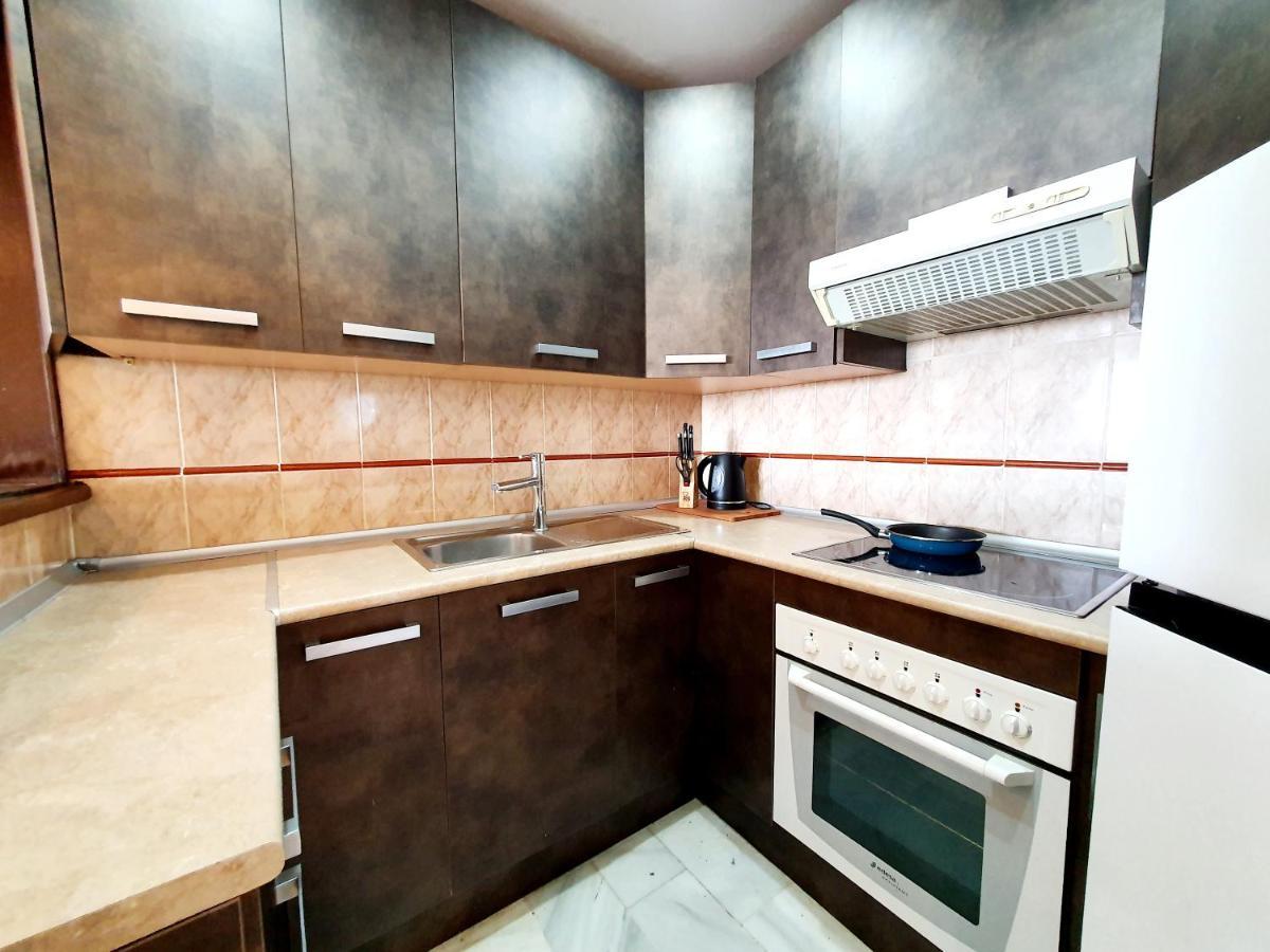 Cozy Apartment On The Beach Sitio de Calahonda Ngoại thất bức ảnh