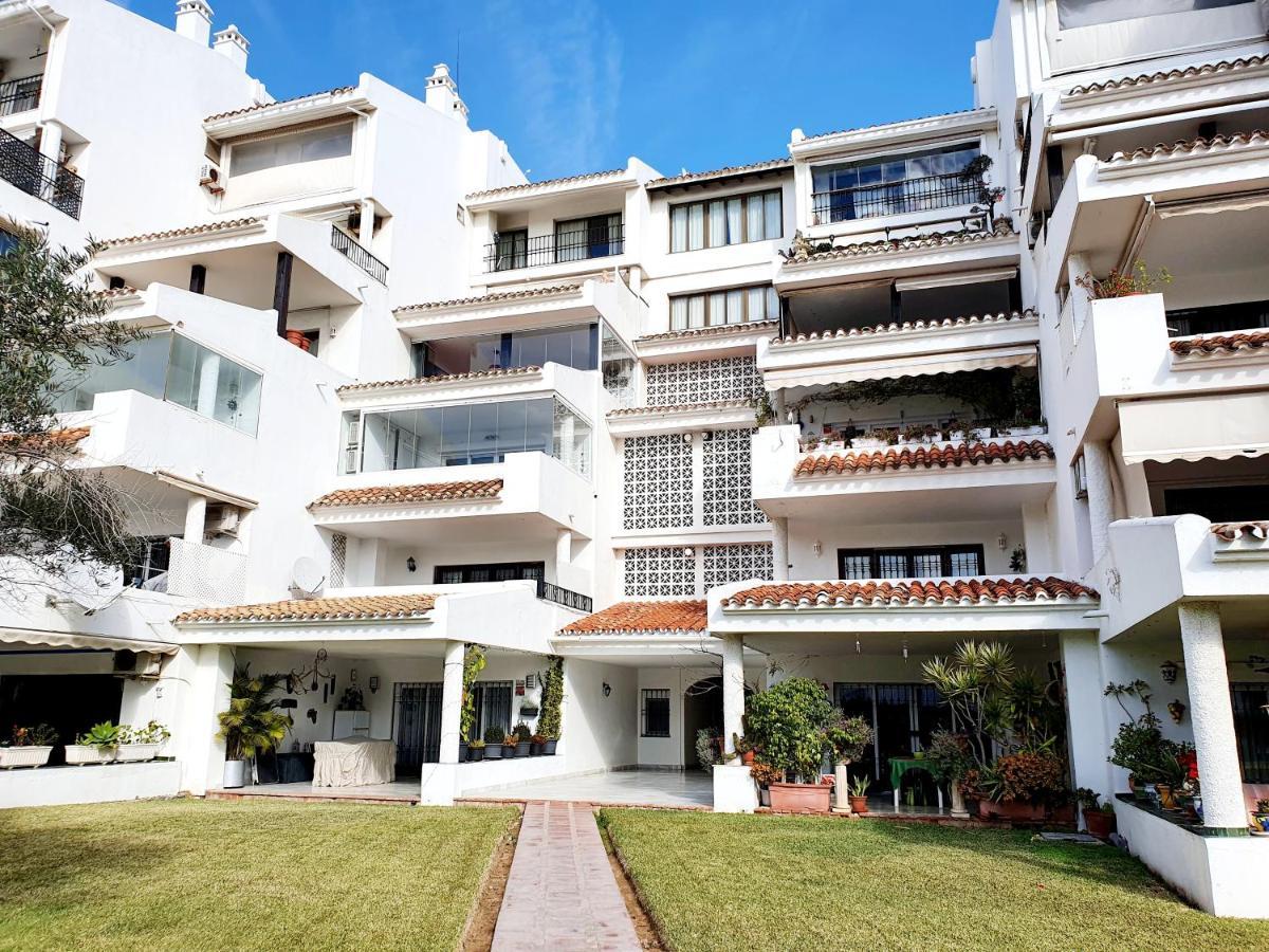 Cozy Apartment On The Beach Sitio de Calahonda Ngoại thất bức ảnh
