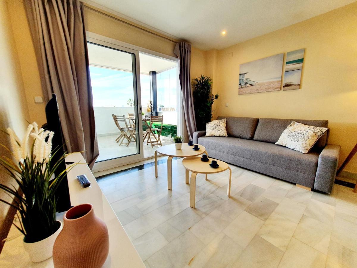 Cozy Apartment On The Beach Sitio de Calahonda Ngoại thất bức ảnh