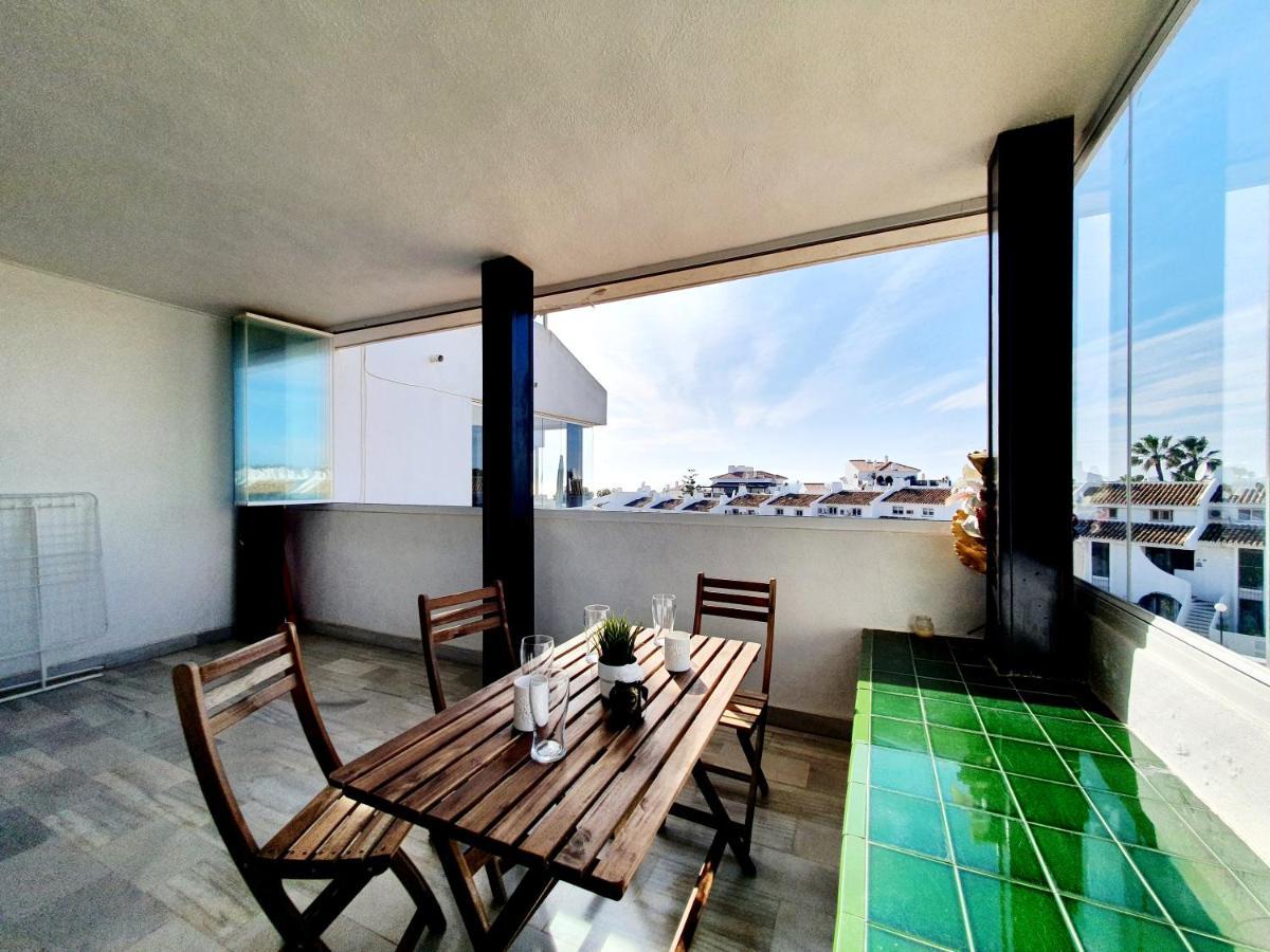 Cozy Apartment On The Beach Sitio de Calahonda Ngoại thất bức ảnh